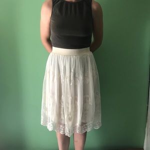 Flowy lace knee length skirt
